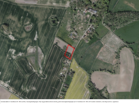 Maßlow – Ackerstück an der Dorfstraße, Mecklenburg-Vorpommern, Nordwestmecklenburg